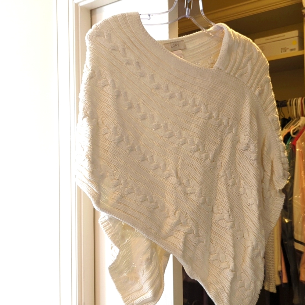 Loft brand cable knit pancho sweater in white. No size.